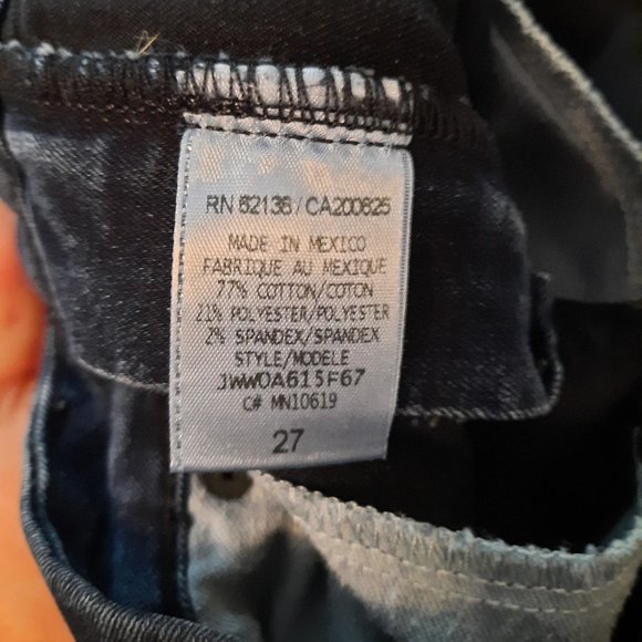Guess Jeans - Picture 4 of 4